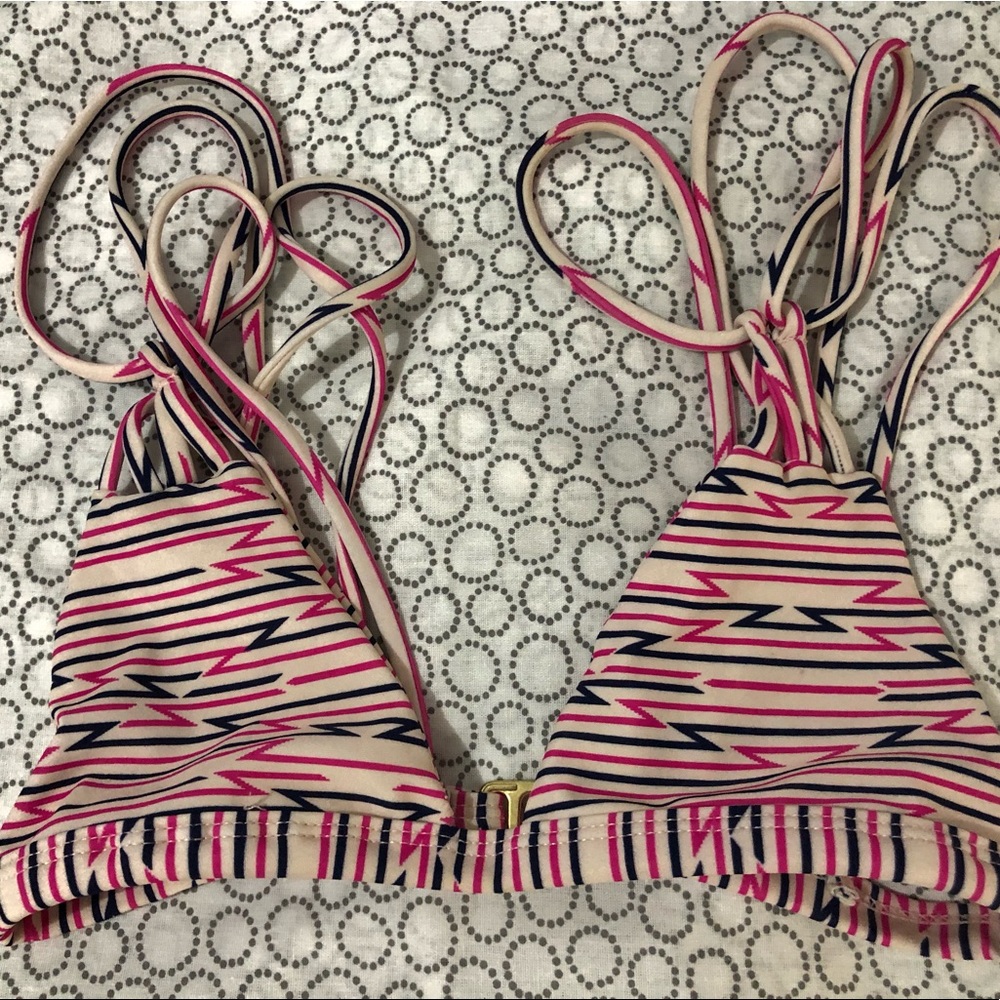 Toripraver bikini top